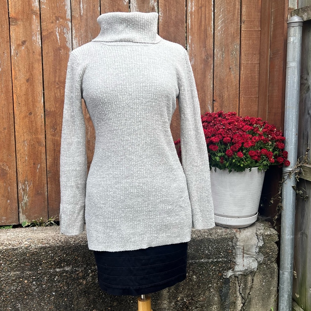 Banana Republic Sweater
